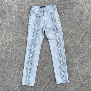 Joe’s The Luna High Rise Cigarette Pants